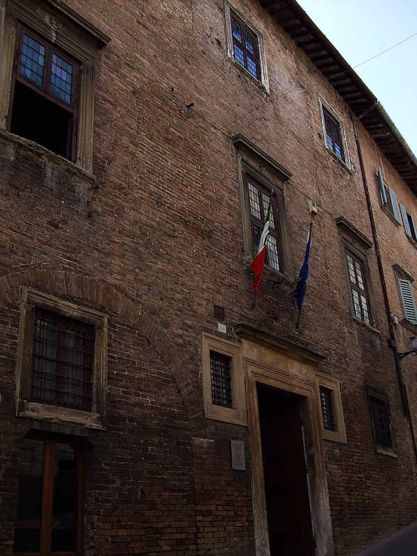The exterior of Raffaelo's (ie Raphael) house in Urbino.